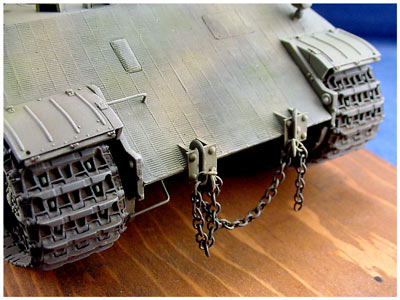 [The forward hull includes 2 added push points, and a glacis plate step to assist in boarding the vehicle from the front.]