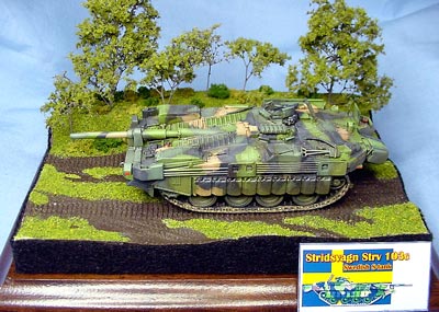 [The base was a cast resin piece from Masterpiece Models out of Vancouver, WA that I found at AMPS a couple years ago.]