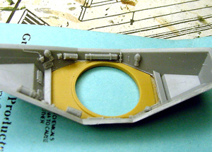 [The Goffy resin upper hull with kit hull top.]
